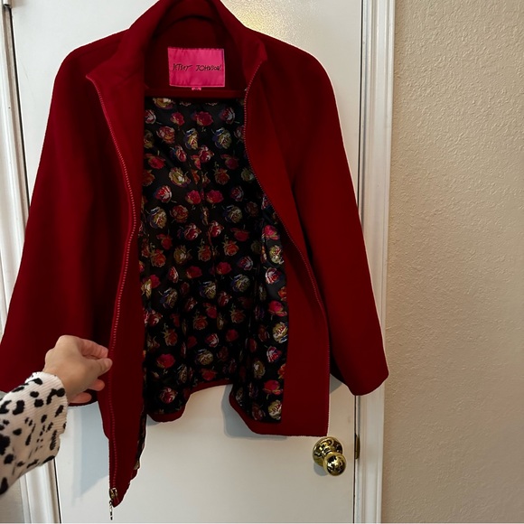 BETSEY JOHNSON Cape Swing Coat Red Wool Blend Full Zip W/Pockets Size Medium - Picture 5 of 10